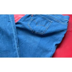 Women’s Levi j Jeggings Size 22